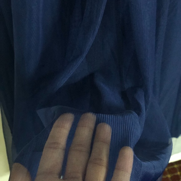 Dress - Picture 6 of 6